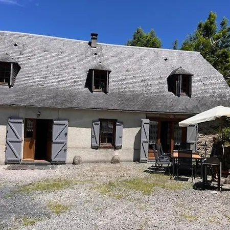 Maison De A La Montagne Nyaraló *